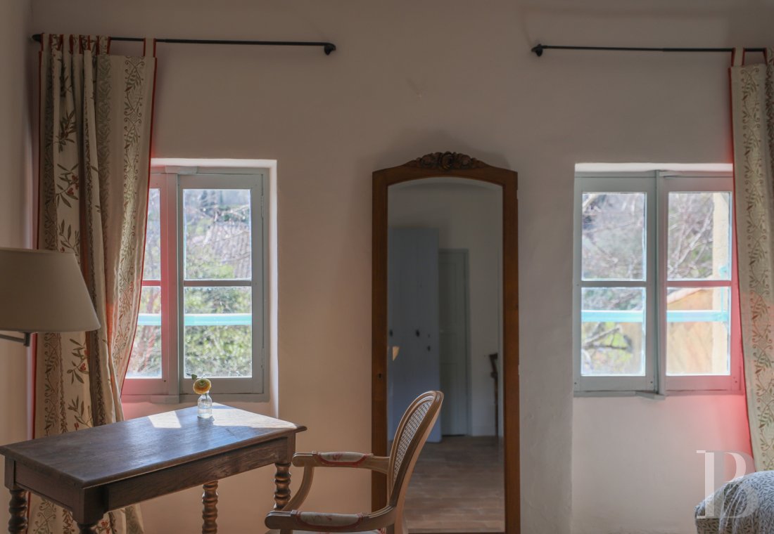 A family home with a garden in the village of Alleins, between Cavaillon and Salon-de-Provence - photo  n°24